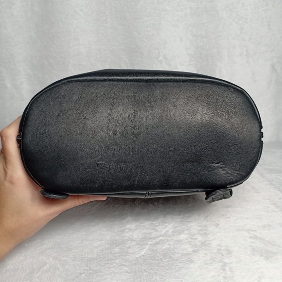 Tignanello Small vintage style leather backpack - Picture 6 of 10